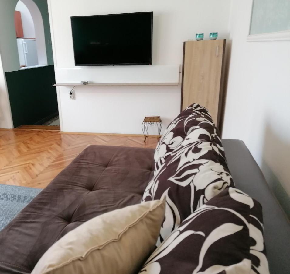 Apartman Centar Κρούσεβατς Εξωτερικό φωτογραφία