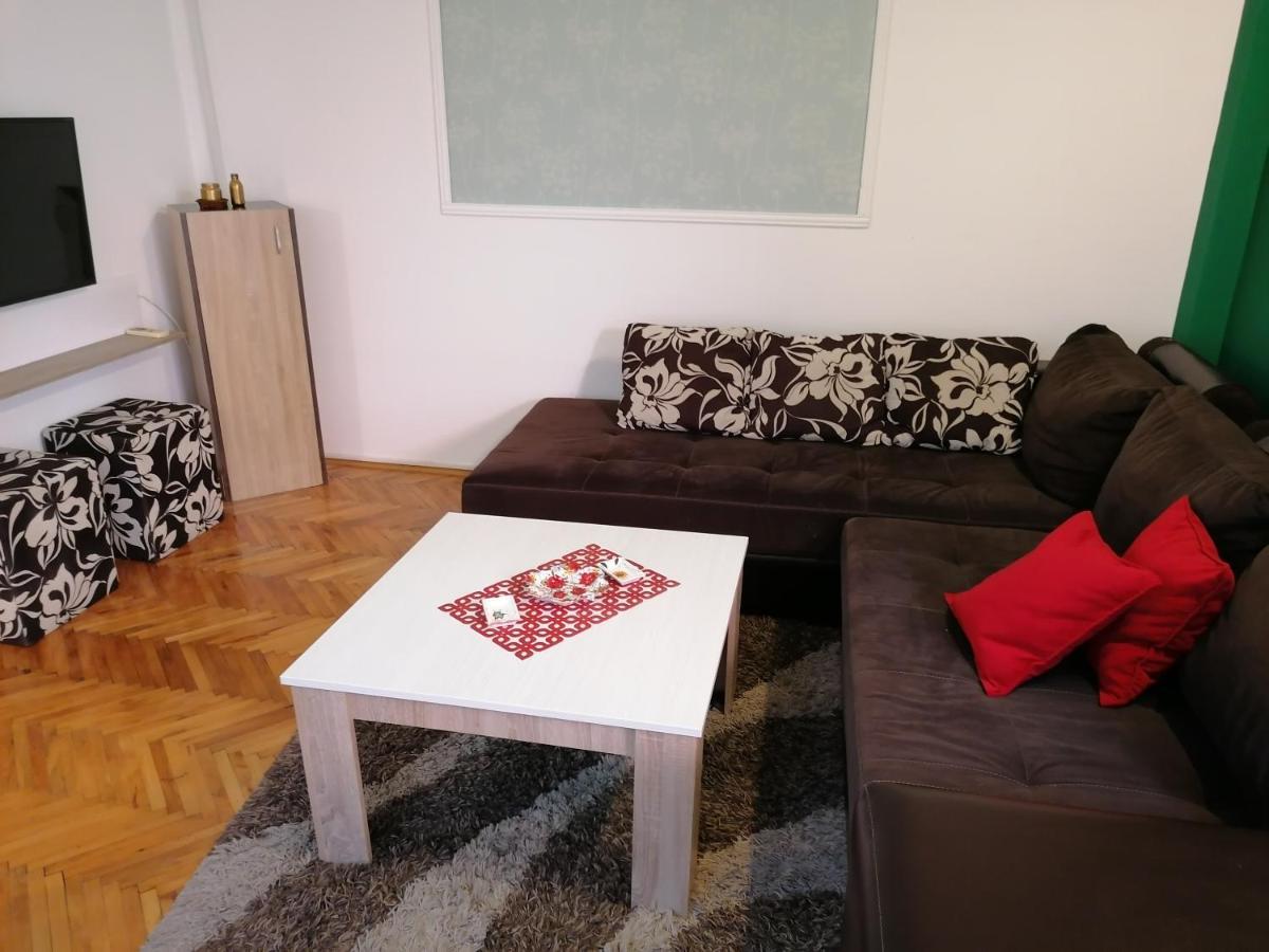 Apartman Centar Κρούσεβατς Εξωτερικό φωτογραφία