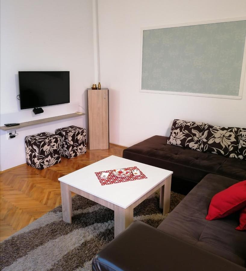 Apartman Centar Κρούσεβατς Εξωτερικό φωτογραφία