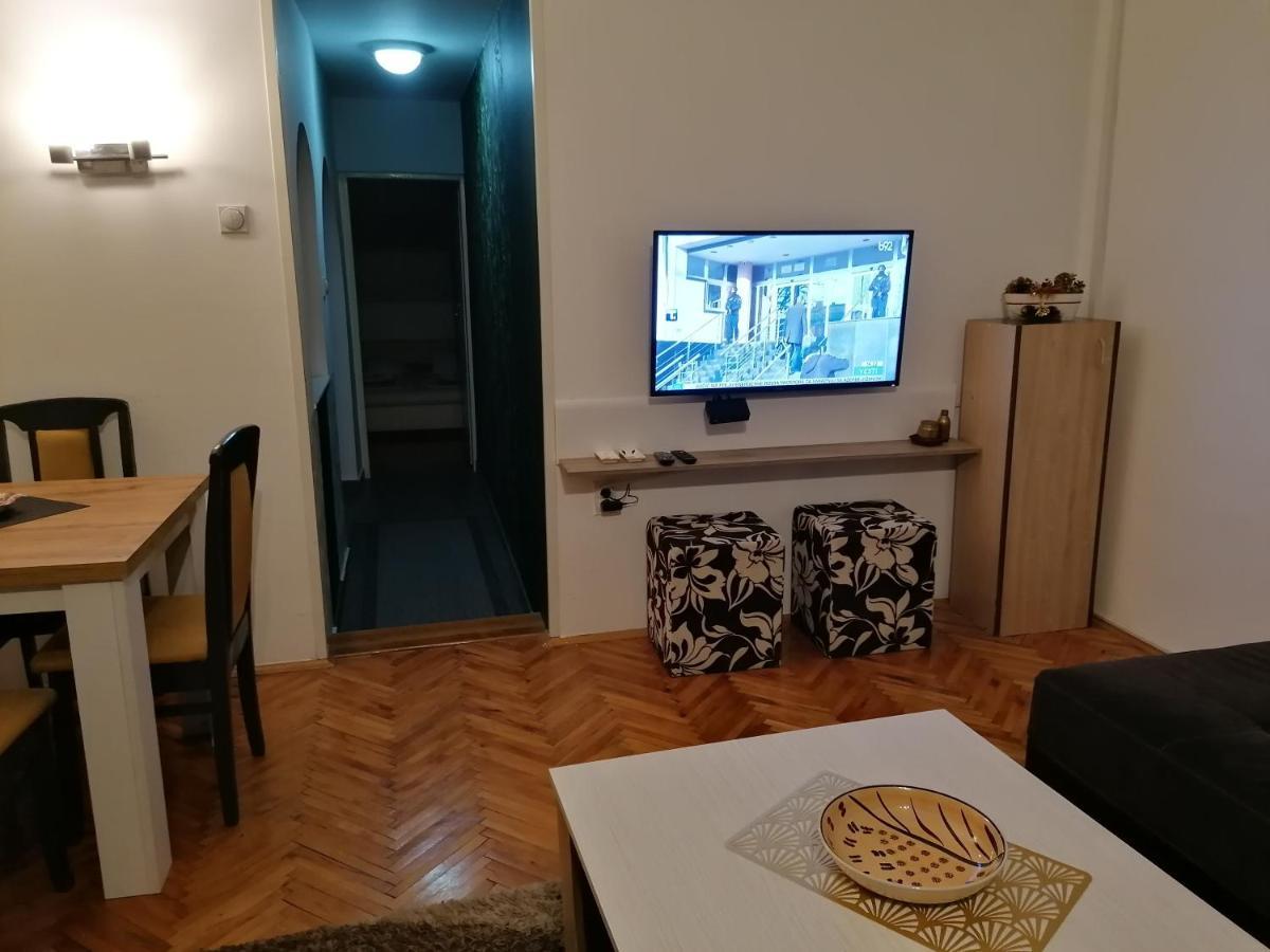 Apartman Centar Κρούσεβατς Εξωτερικό φωτογραφία